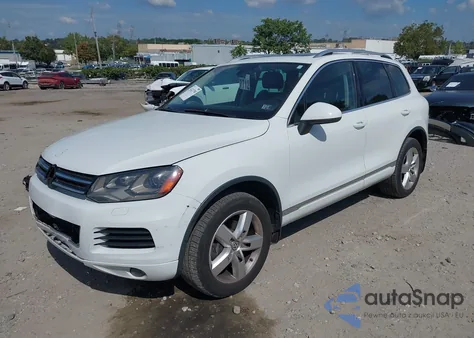 2013 Volkswagen Touareg Tdi Lux z USA, uszkodzony, nr VIN WVGEP9BP7DD006100